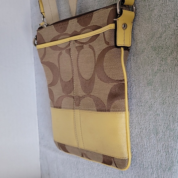 Coach signature C and patent small letter carries crossbody handbag - Picture 10 of 15